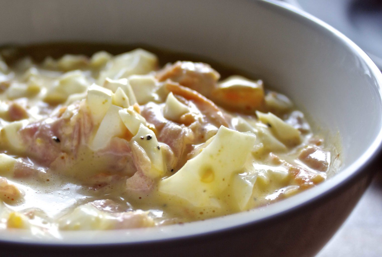 Egg- og skinkesalat