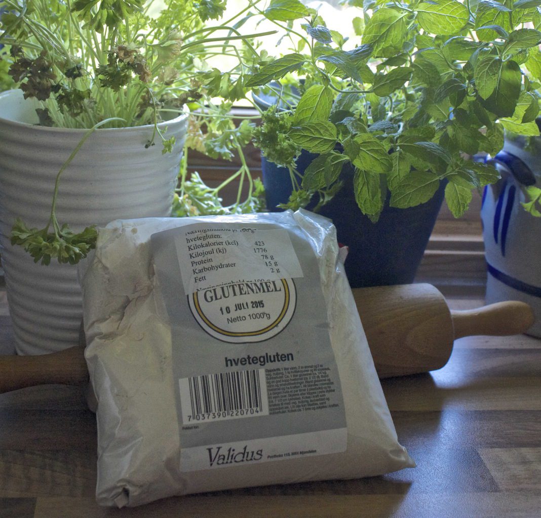 Kan man bruke glutenmel sammen med glutenfrie melblandinger?