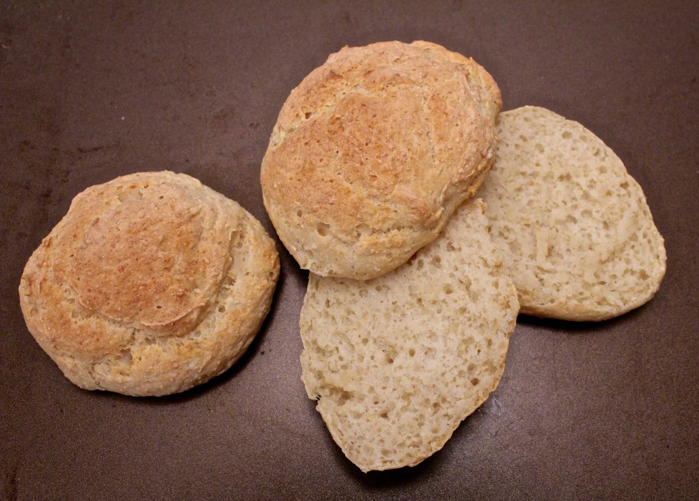 Gluten- og laktosefrie GODE rundstykker med havre Gluten- og laktosefrie GODE rundstykker med havre