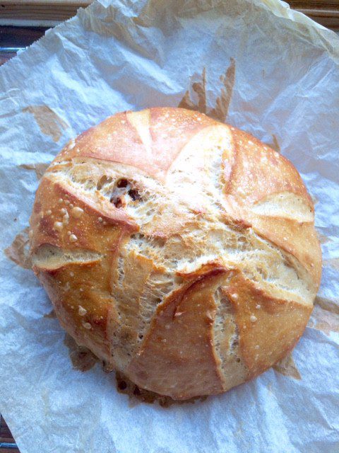Speltsurdeigsbrød uten hevekurv