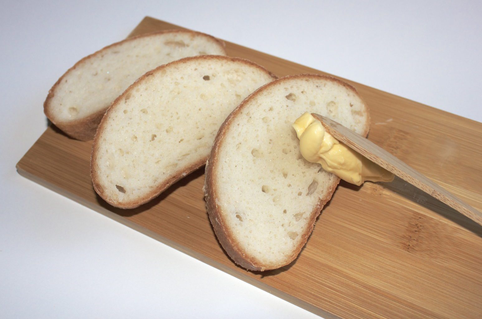 LavFODMAP glutenfri bakst med surdeig LavFODMAP glutenfri bakst med surdeig